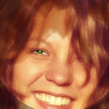 Profile photo of Elizabeth Zelinka